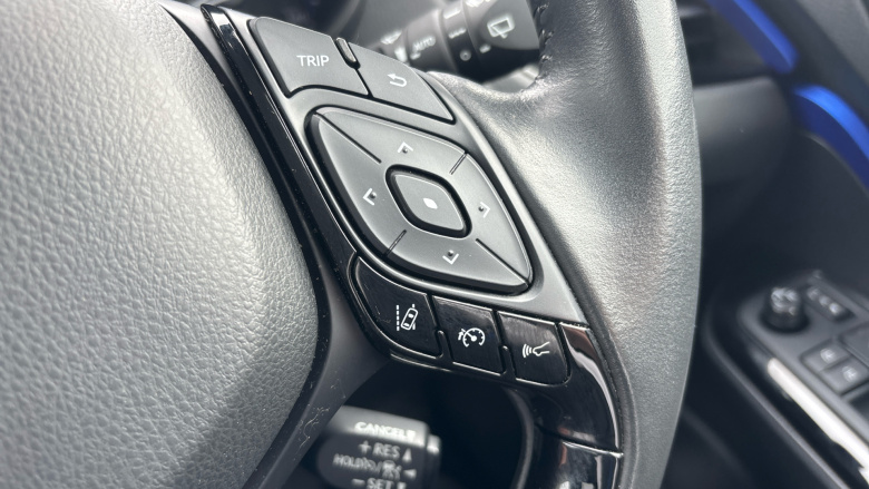 Toyota C-HR 2.0 Hybrid Dynamic 5dr CVT Hybrid Hatchback